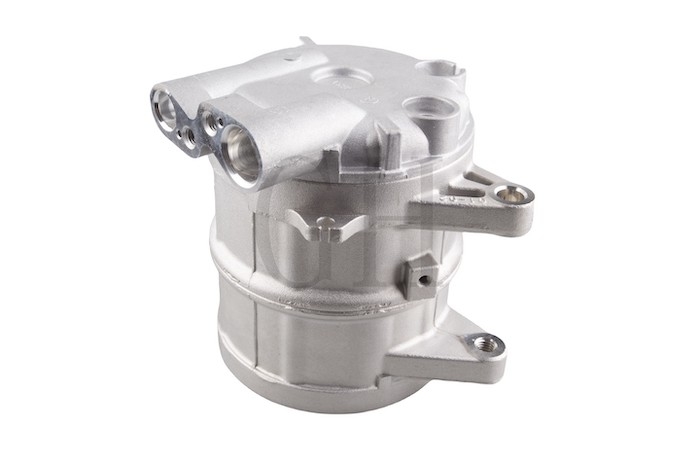 Vehicle AC Compressor Block Nissan Baning Cylinder Block For Nissan DKS17 Valeo